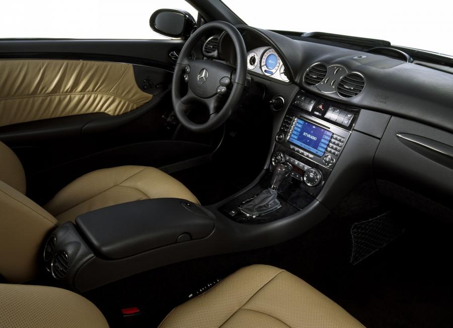  Mercedes-Benz CLK320 CDi Cabriolet 2007 года  (фото 27 из 35)